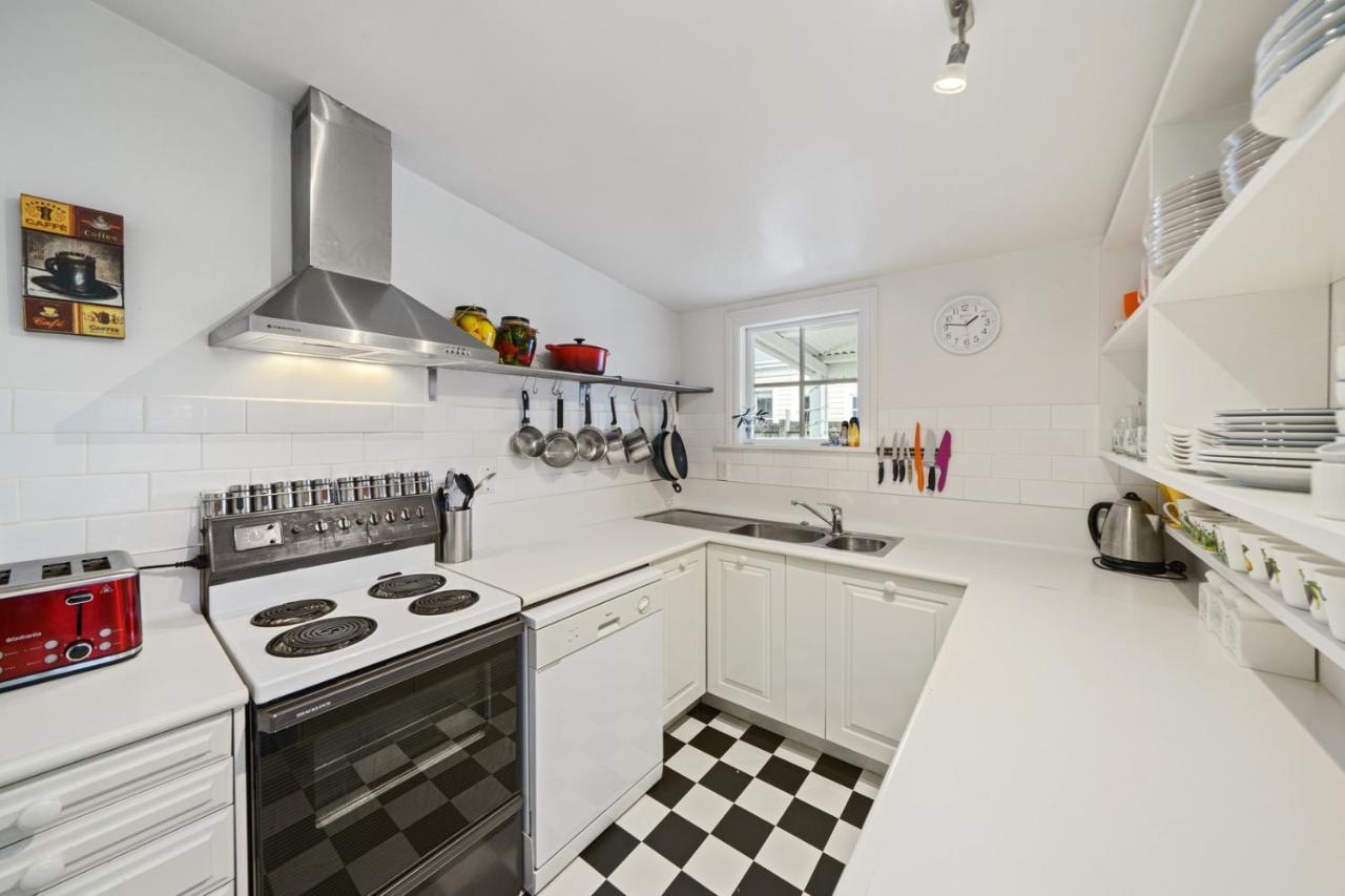 Pendreigh Cottage - Martinborough Holiday Home Ngoại thất bức ảnh