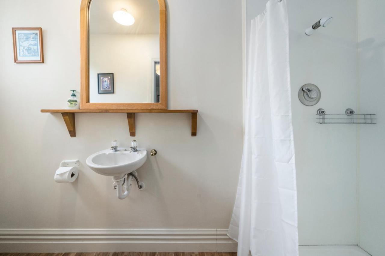 Pendreigh Cottage - Martinborough Holiday Home Ngoại thất bức ảnh