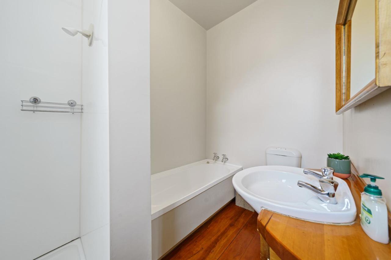 Pendreigh Cottage - Martinborough Holiday Home Ngoại thất bức ảnh